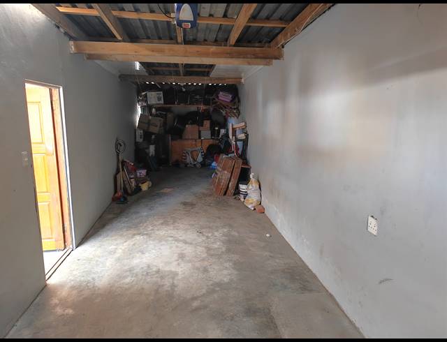 3 BEDROOM HOUSE FOR SALE IN NOMZAMO